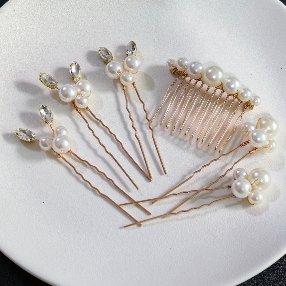 Women Accessories For Hand - مجموعة مشابك شعر من الكريستال واللؤلؤ،