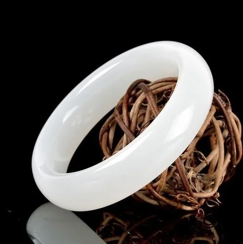 حقيقية الطبيعية الأبيض اليشم ا - مراجعة Women Accessories For Hand وسعره
