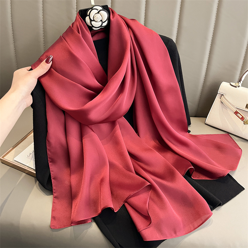 2024 العلامة التجارية الفاخرة  - مراجعة Silk Scarf Square وسعره