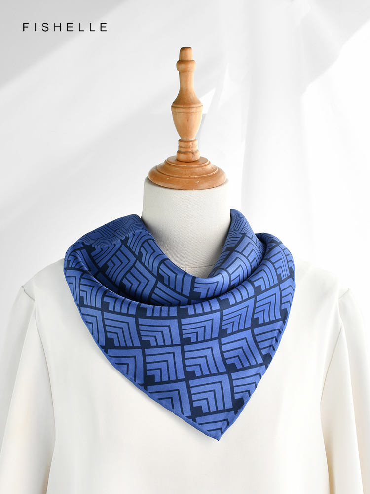 الصينية الكلاسيكية الأزرق الأب - مراجعة Silk Scarf Square وسعره