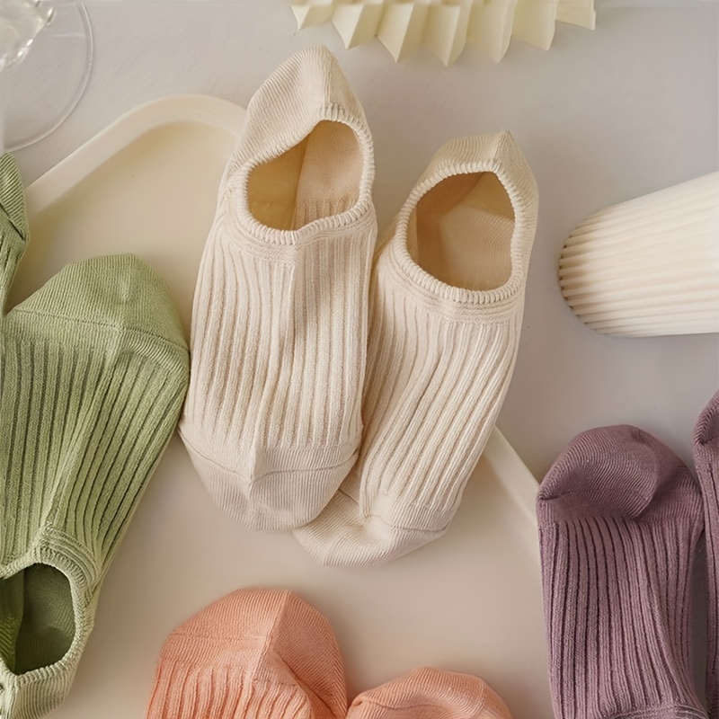 جوارب قصيرة ملونة مضلعة للنساء - مراجعة Women'S Ankle Accessories وسعره